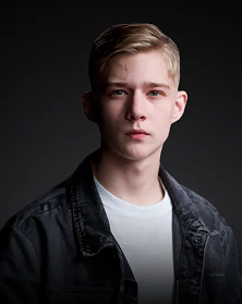 Олег Савостюк